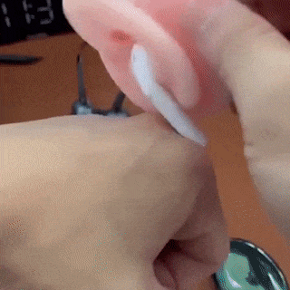 Sleek Ultra-Thin Bluetooth Earbuds - Wholesalus