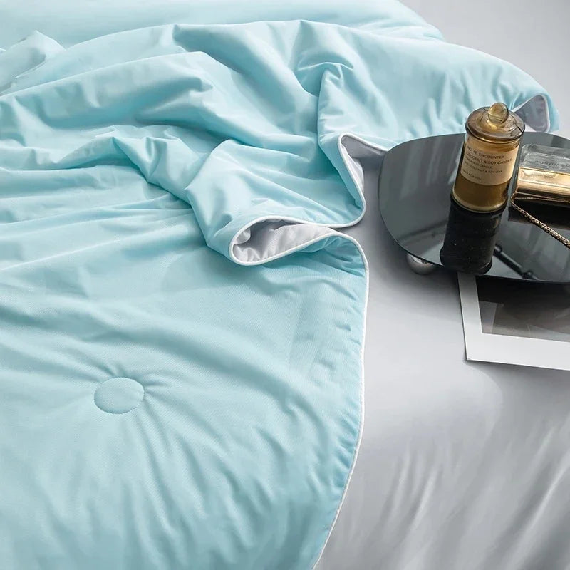 Lightweight Cooling Blanket - Wholesalus