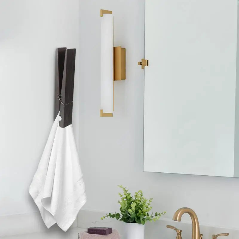Giant Wooden Towel Holder - Wholesalus