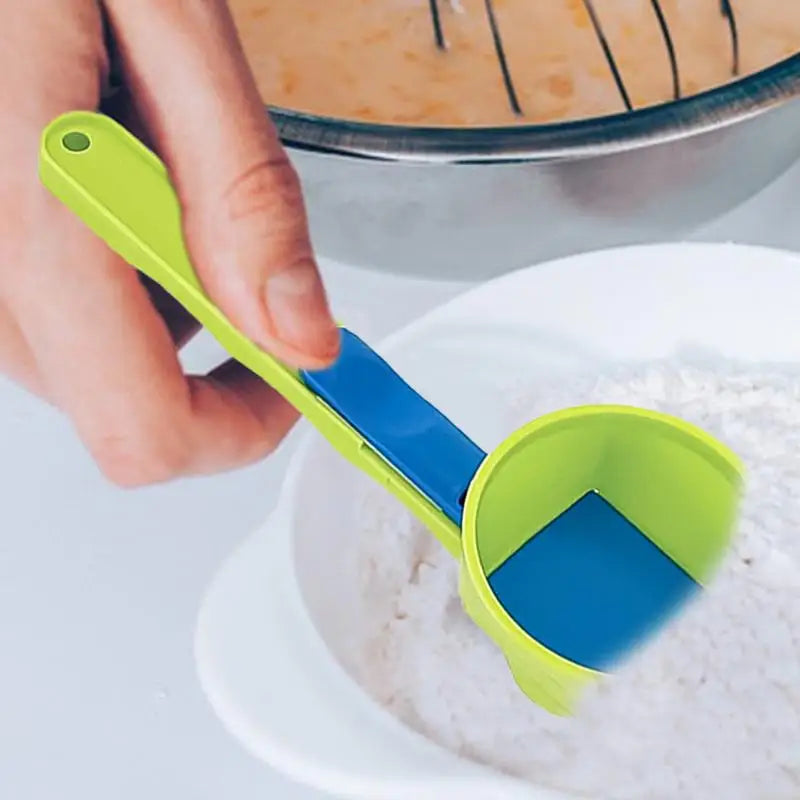 Sliding Measuring Scoop - 2 Pcs - Wholesalus