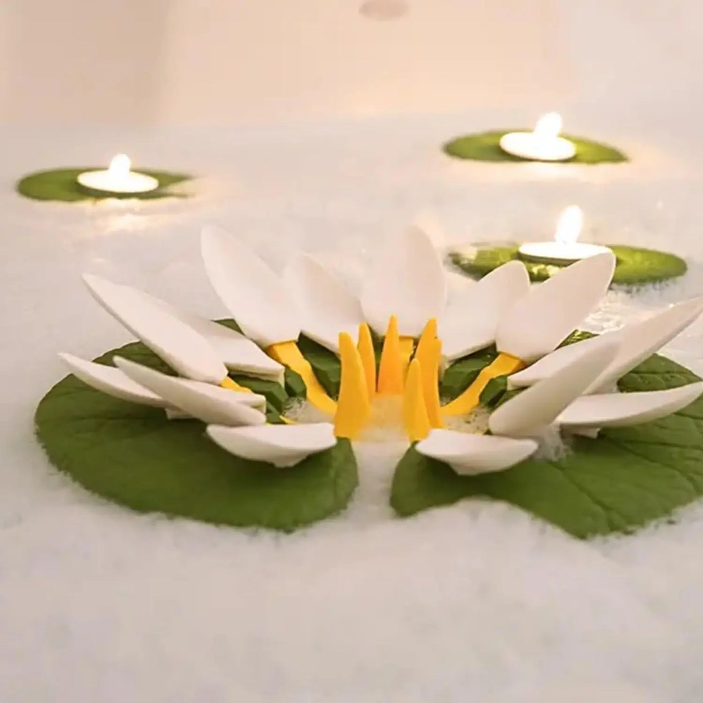 Floating Lotus Candle Holder - 4Pcs - Wholesalus