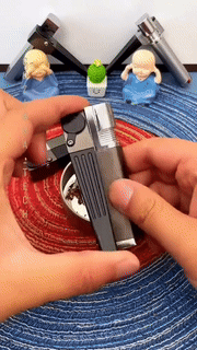 2 in 1 Lighter with Foldable Pipe - Wholesalus