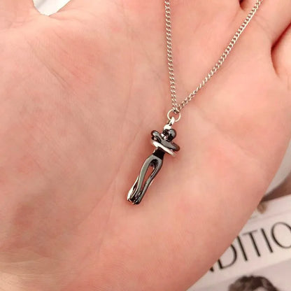 Fashion Hugging Pendant Necklace - Wholesalus