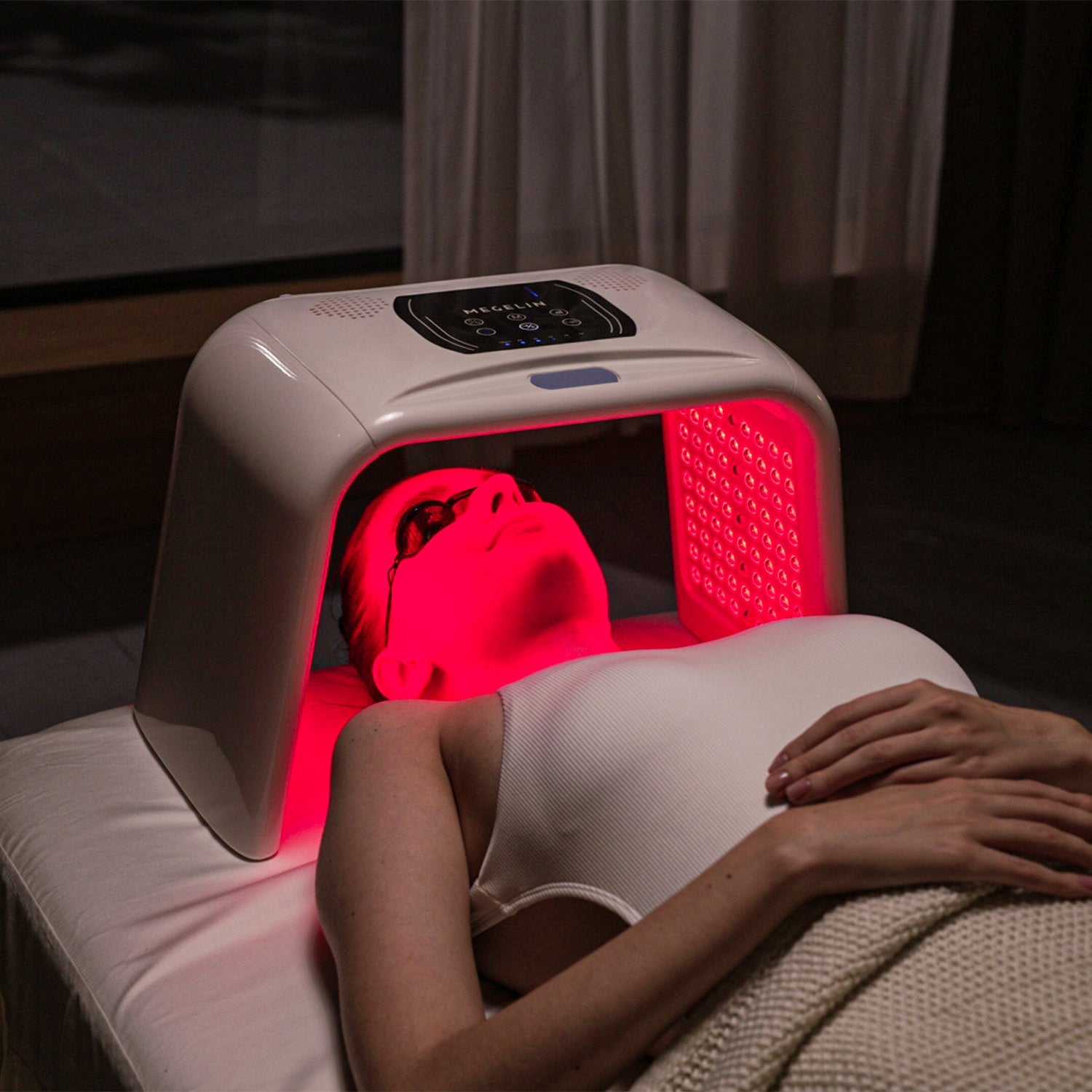 Megelin LED Light Therapy Machine - Megelin